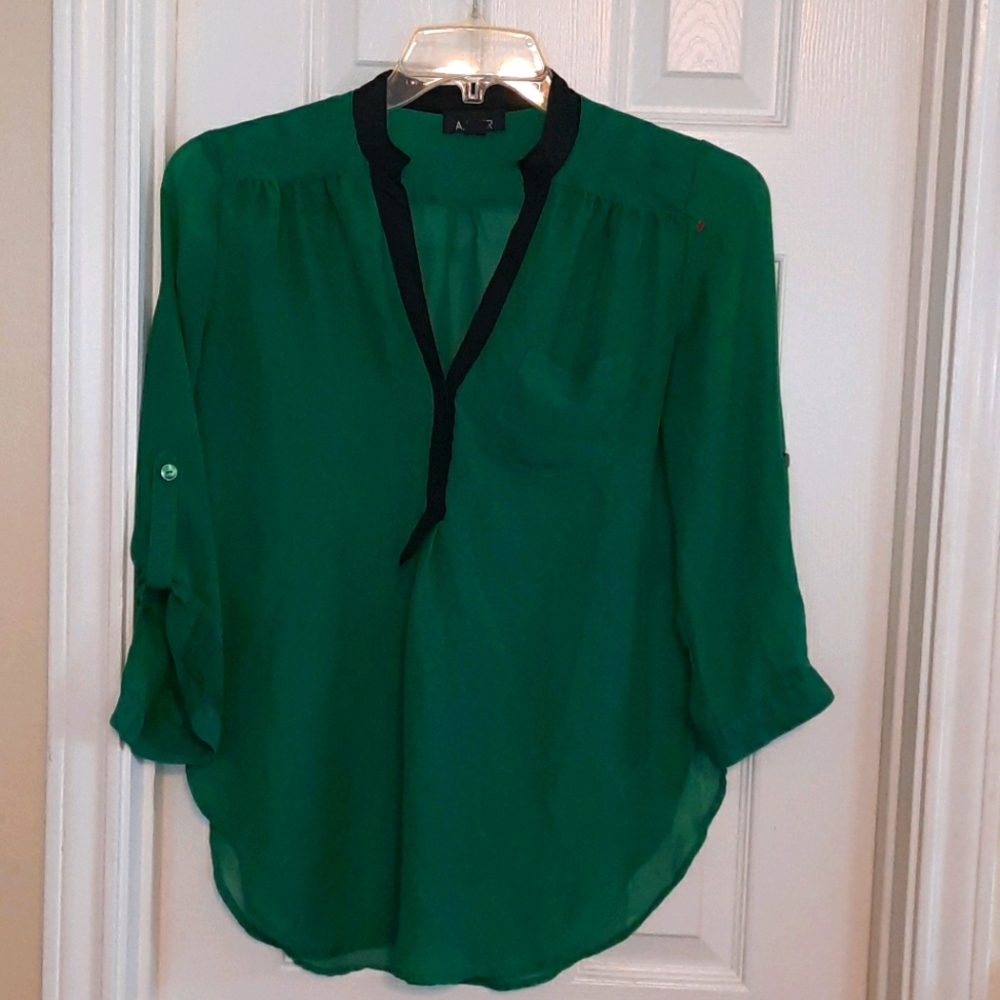 Chiffon roll tab sleeve top